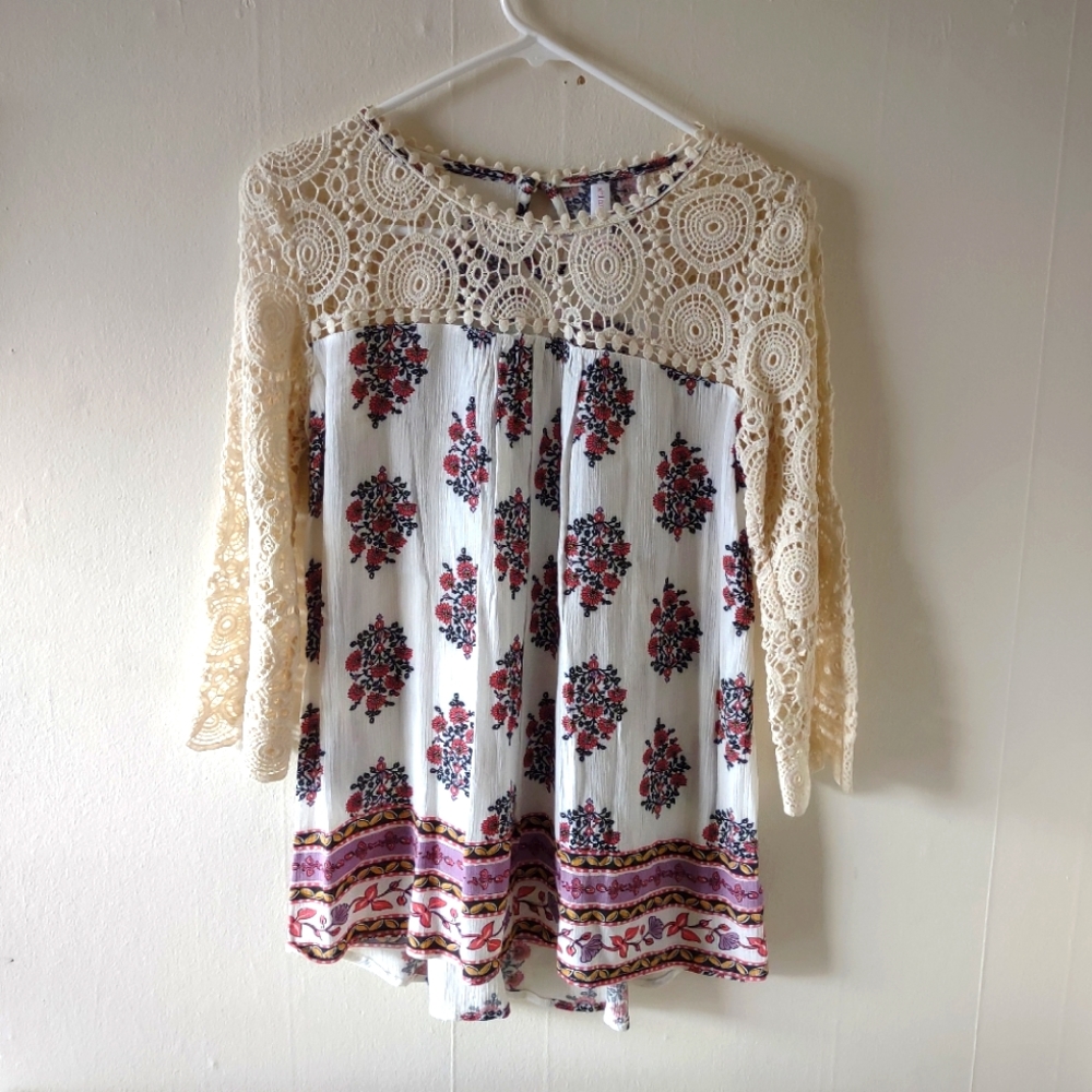 Xhilaration long sleeve boho blouse size S